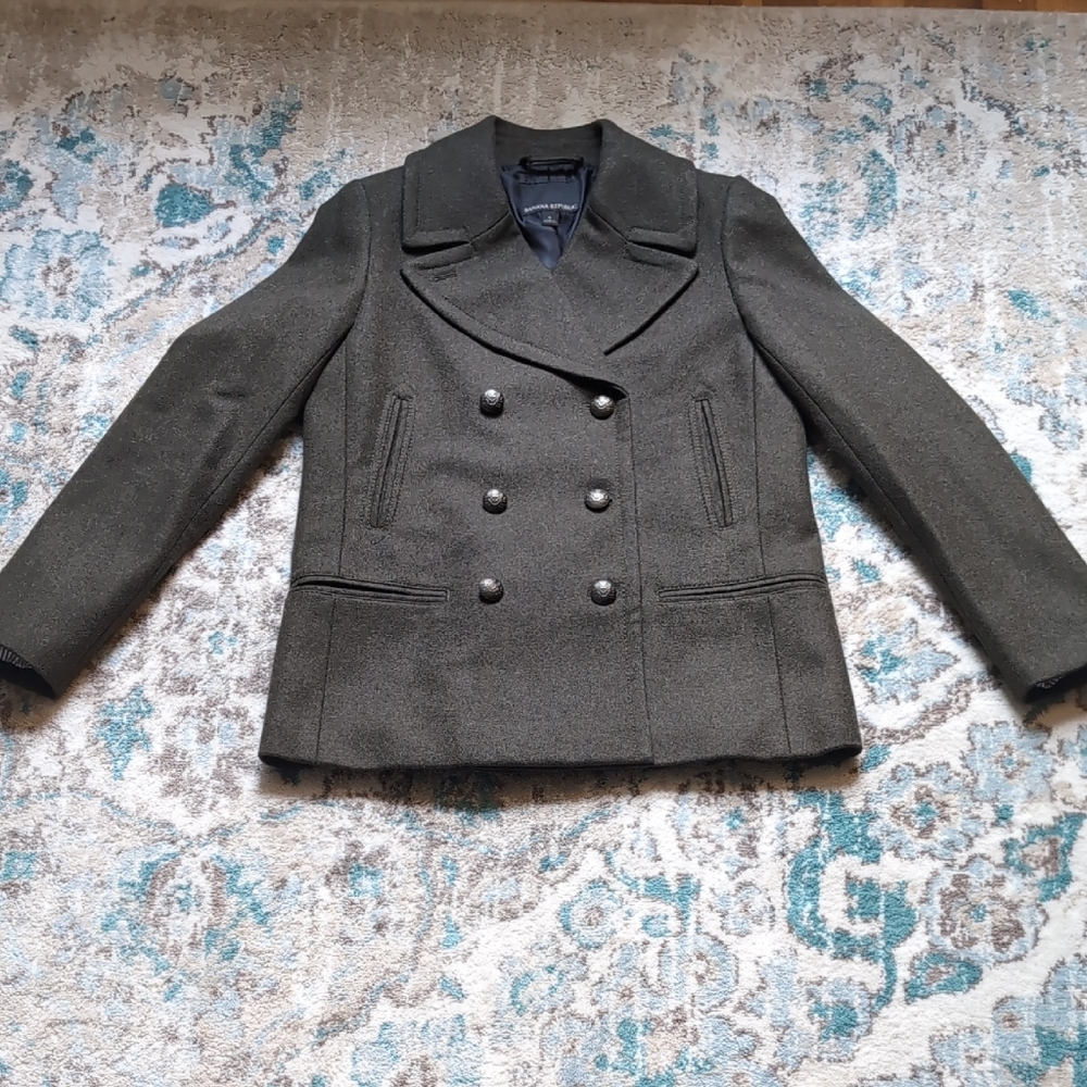 New Without Tag Banana Republic Green Peacoat with Wide Notched Lapels